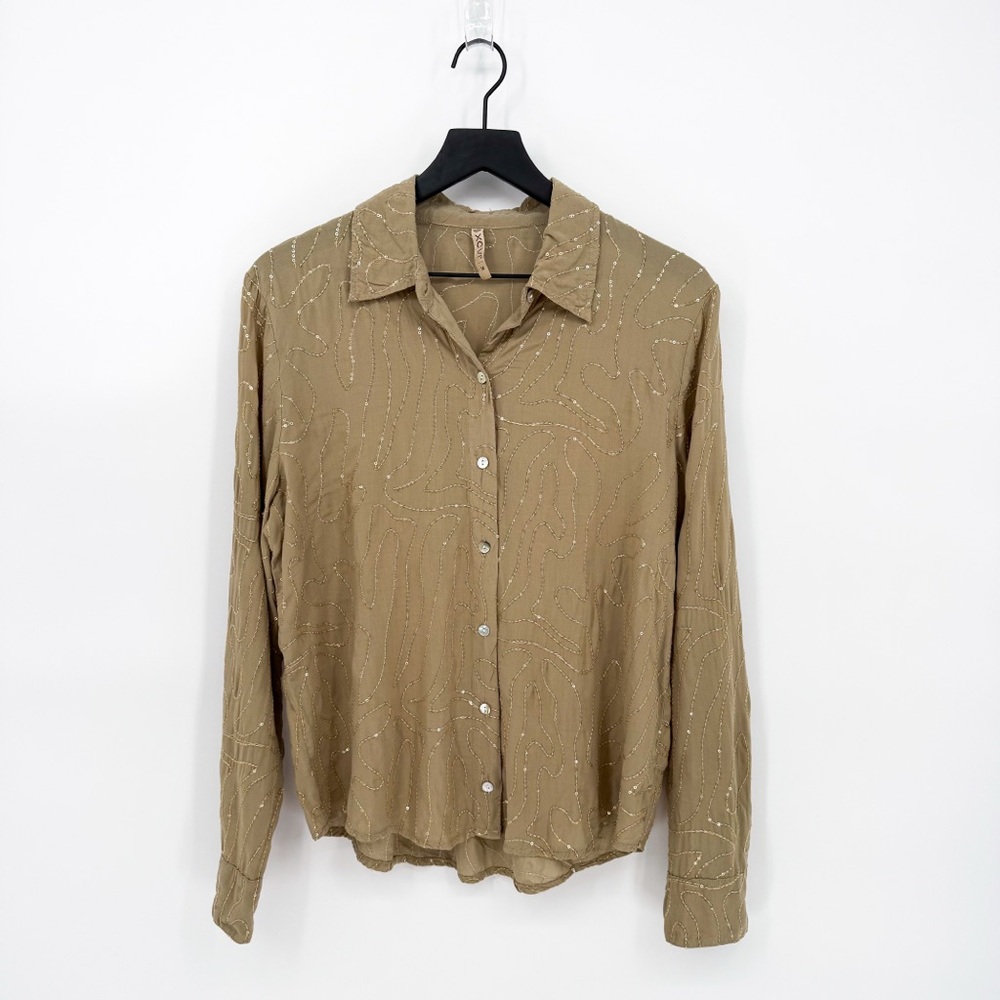 XCVI Seraphina Button-Up Blouse Top Sequins in Sand Lime Medium